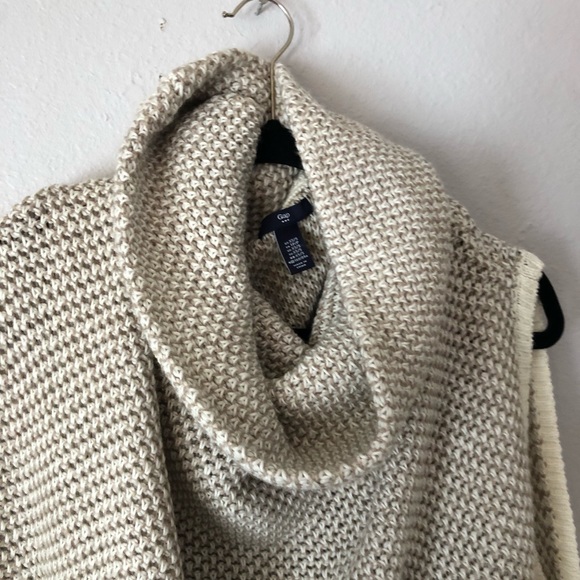 GAP Cowl Sweater - Picture 3 of 6